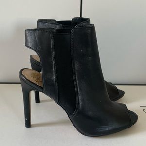 Vince Camuto heeled bootie sandals size 7.5